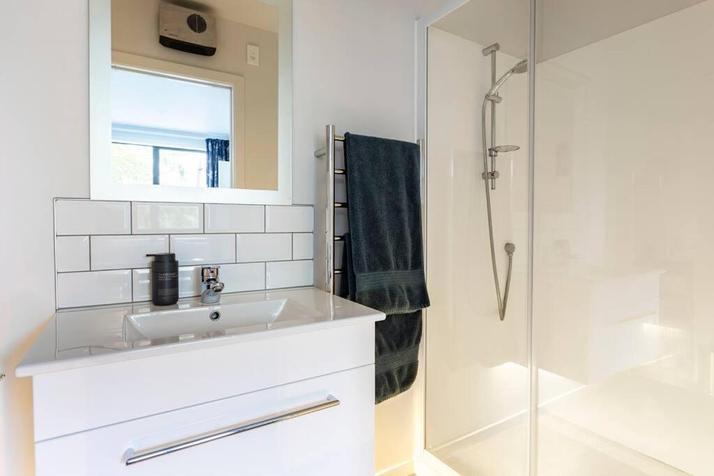 Cosy Coudret Flat Apartment Кромуел Екстериор снимка