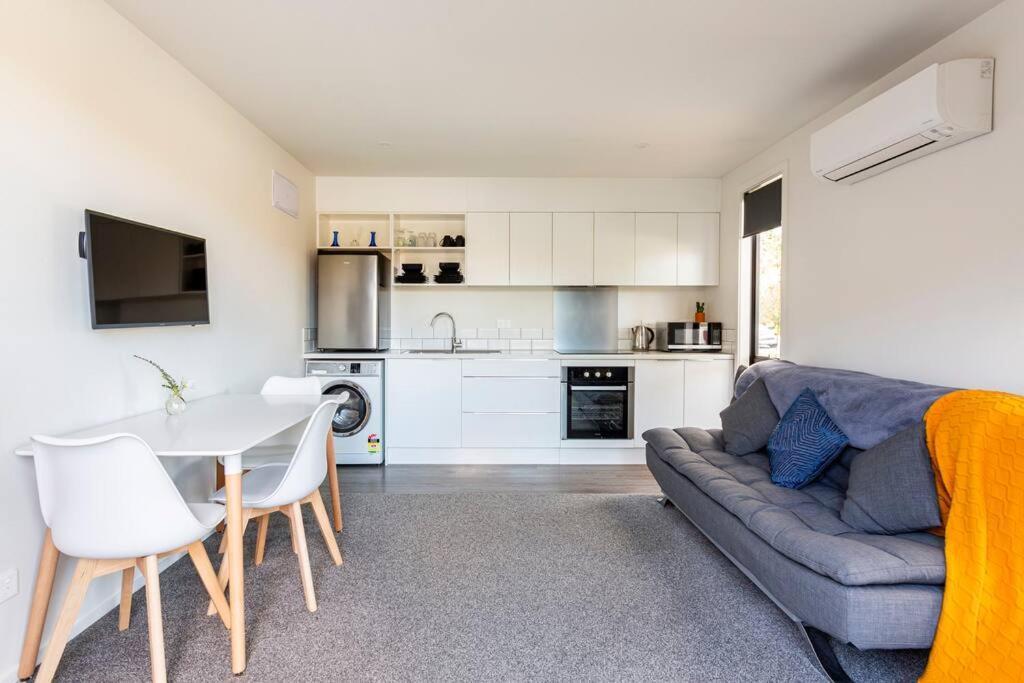 Cosy Coudret Flat Apartment Кромуел Екстериор снимка